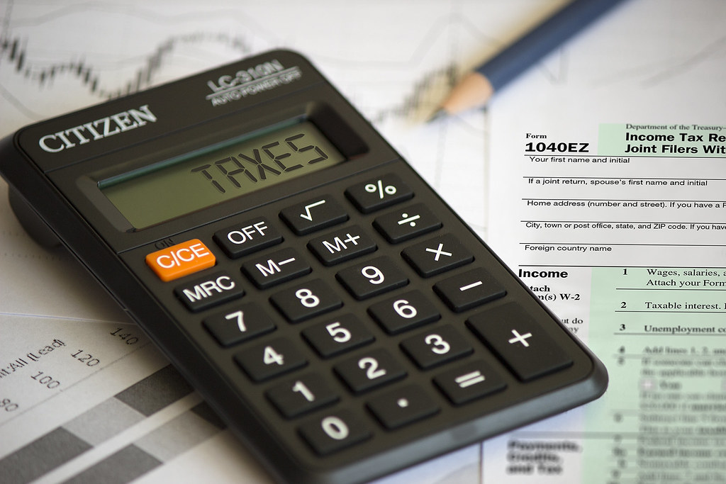 Oklahoma Taxes - Calculator Image